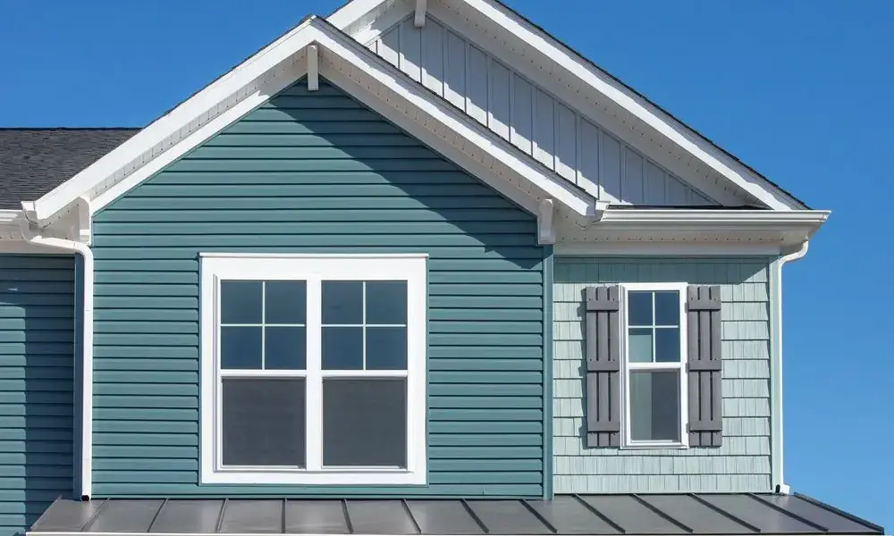 Roof repair and inspection services in Red Oak